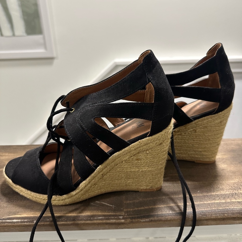 H&M Black and Tan Wedge Sandals